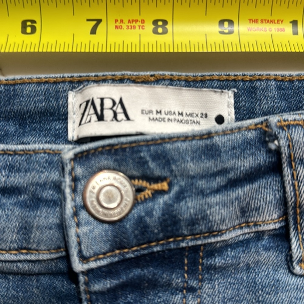 Zara Women's high rise denim skirt - Picture 4 of 8